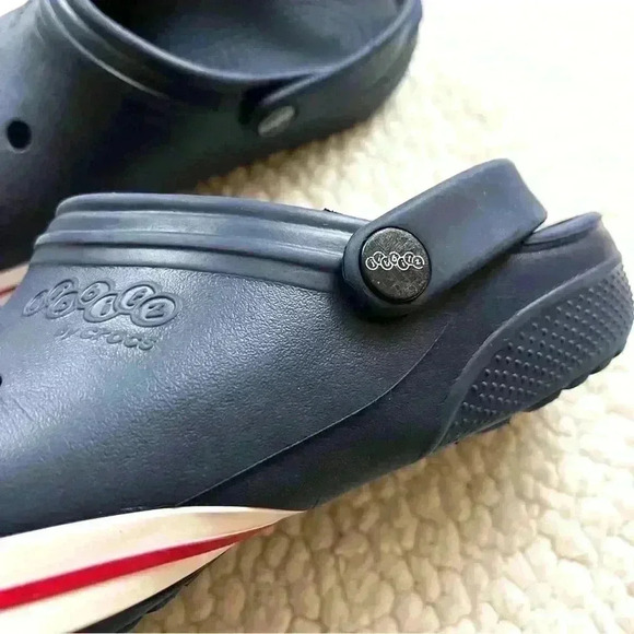 Jibbitz CROCS Kilby Navy W/ Blue/White Stripe Clog W/ Disney Jibbitz W9/M7 - Picture 7 of 12